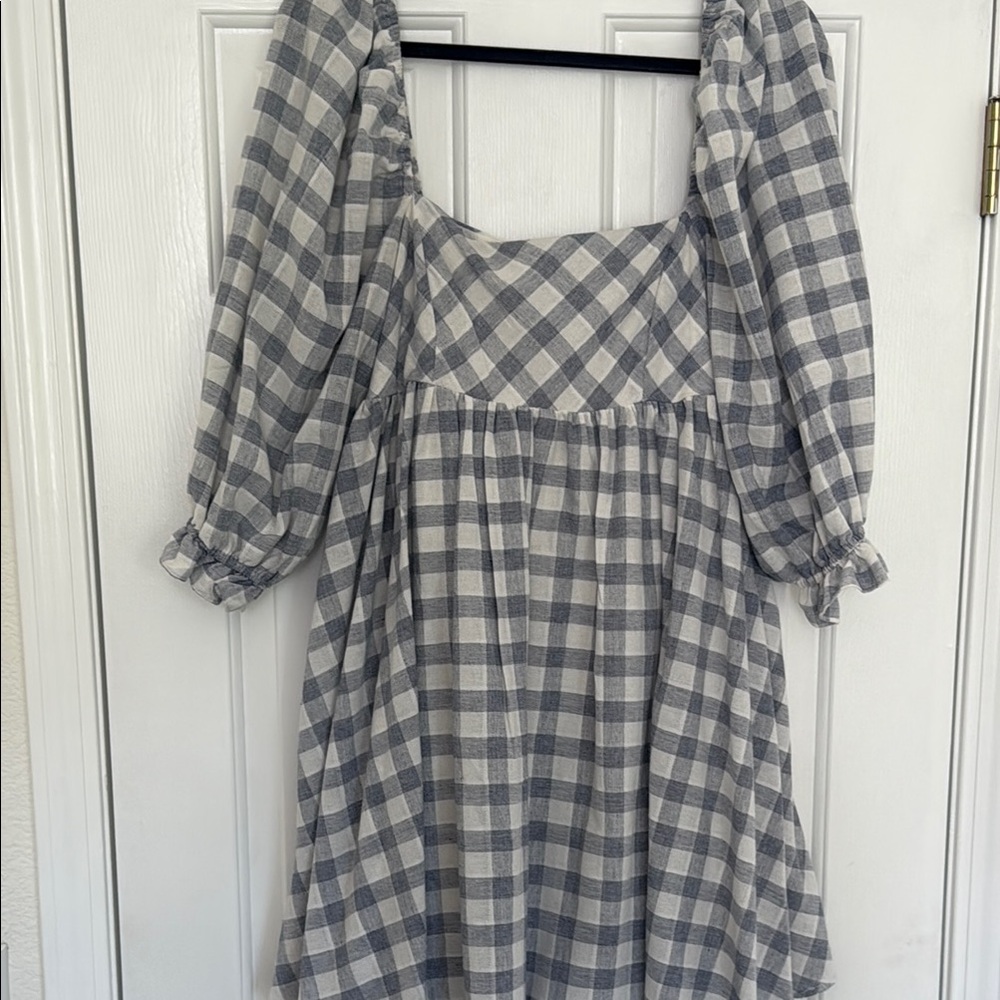 Gray Plaid Puff Sleeve Dress